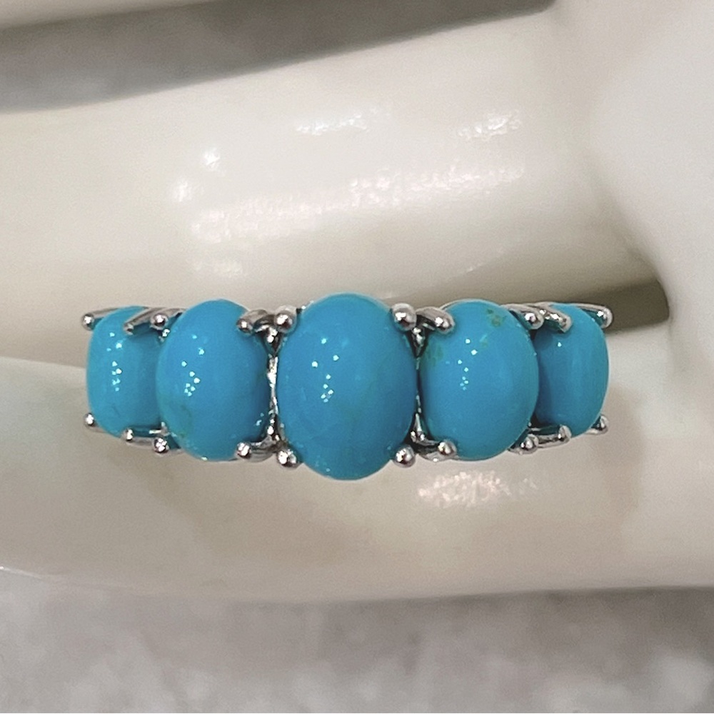 Sterling Silver 5 Oval Graduated Turquoise Stone  Ring